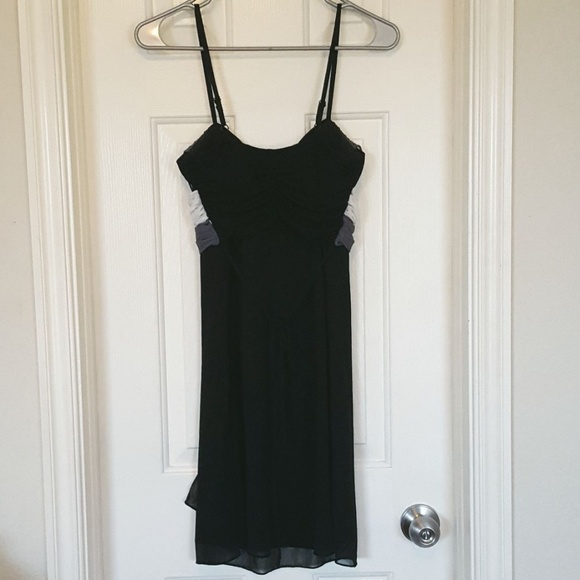 Spaghetti strap dress - Picture 3 of 3